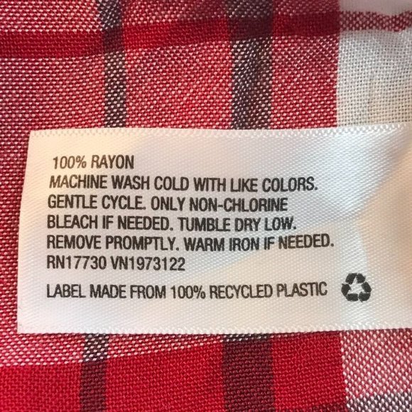 Universal Thread V-Neck Tie Front Plaid Top in Red White - Size XXL - Picture 7 of 7